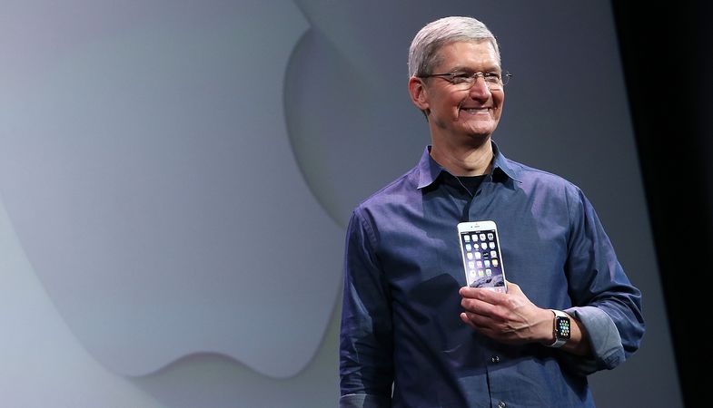 Tim Cook Visiting China