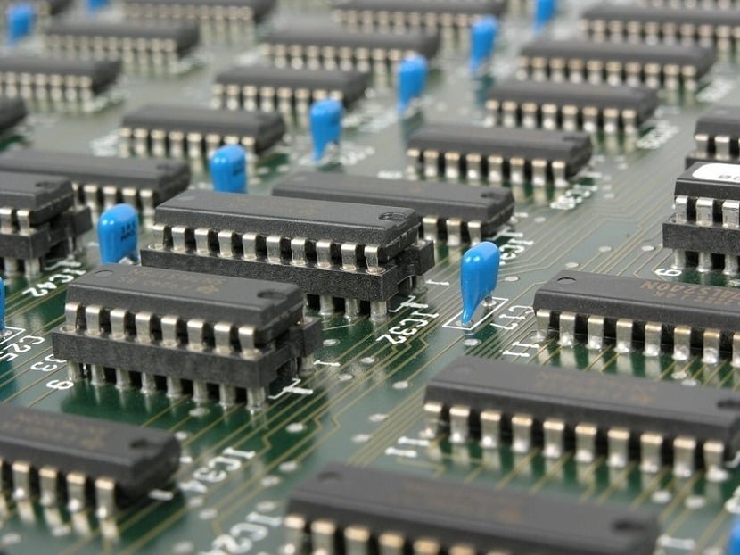 Undetectable Hardware Backdoor To Help Data Theft