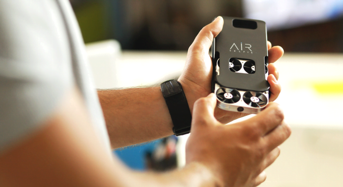Airselfie to Replace Selfie Sticks