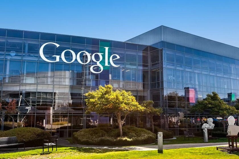 Google’s invisible VR headset