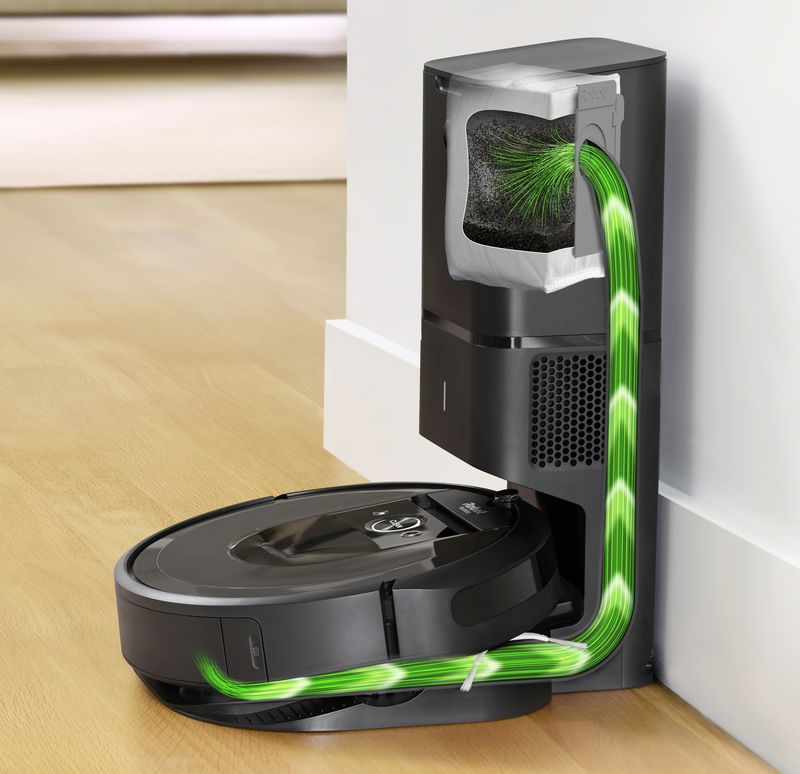 Roomba i7+ vacuum cleaner