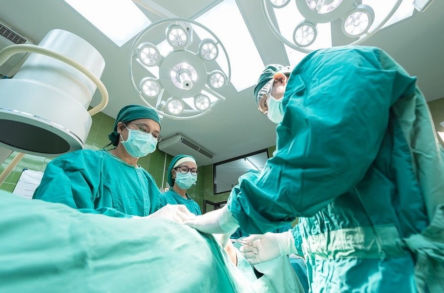 livestreaming surgeries app