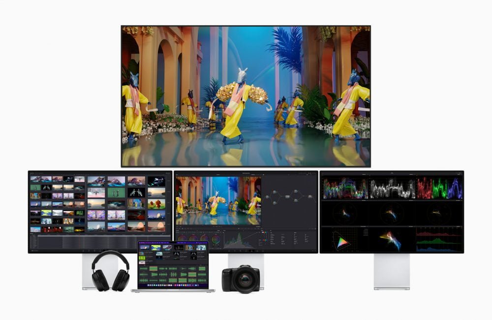 Apple Mac Pros and Airpods