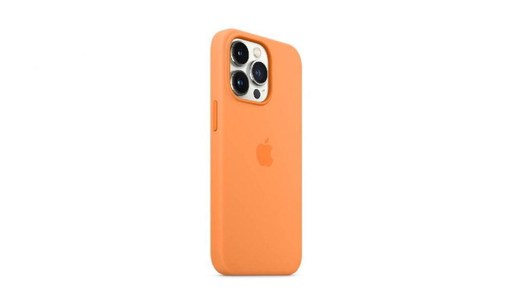 iPhone 13 accessories