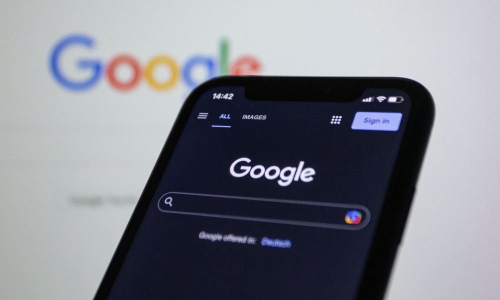 Google Gemini AI integration with Apple