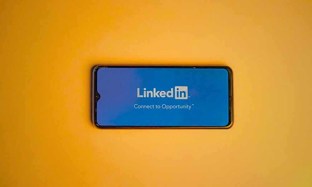 LinkedIn AI premium