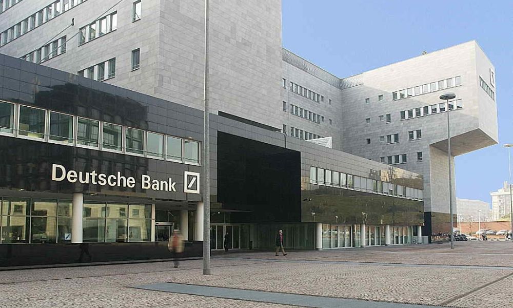 Postbank Settlement: Deutsche Bank Sued, Offer Rejected as 'Crackhead' Deal