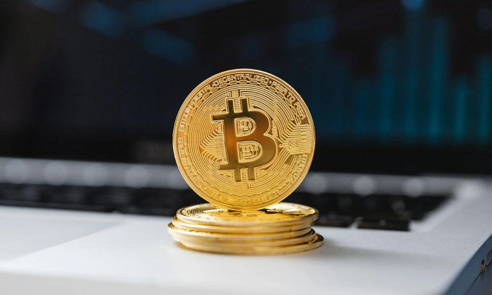 Bitcoin falls