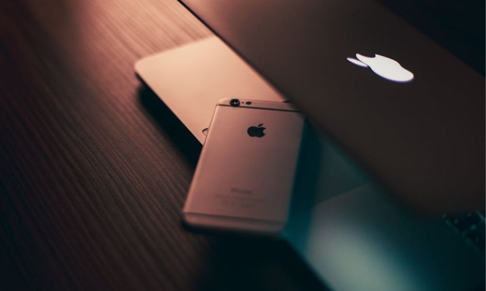 iphone fold release
